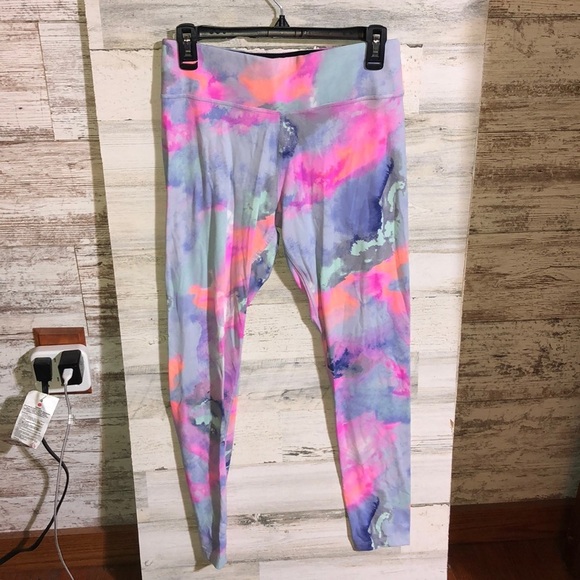Victoria's Secret Pink Pastel Watercolor Leggings limited edition rare medium - Picture 3 of 7